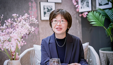 華流ナビゲーター小酒真由子氏